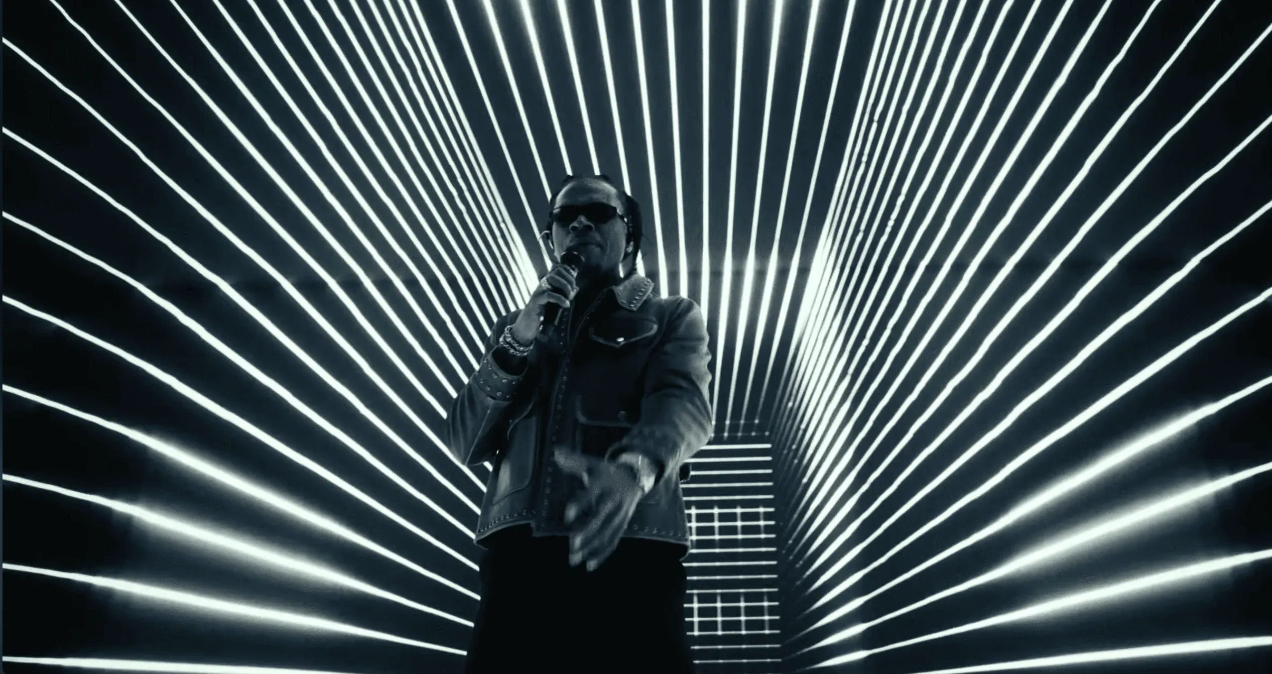 Visionaries — 00